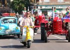 Renault 4cv - scooter - Farmall  Renault 4cv - scooter - Farmall, bouchon de Joigny, 1 septembre 2024