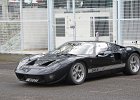 Ford GT40 (réplique ?)  Ford GT40 (réplique ?), Classic Days 2015, circuit de Nevers Magny-Cours