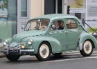 Renault 4cv 1958  Renault 4cv 1958, bouchon de Nemours, 6 octobre 2024