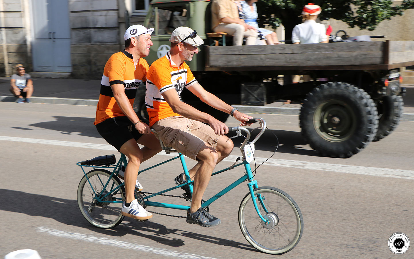 tandem