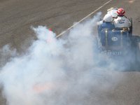 De Dion Bouton  Non cette De Dion Bouton n'a pas pris feur. Tout est normal, l'équipage n'a pas l'air du tout inquiet.