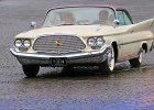Chrysler Saratoga 1960  Chrysler Saratoga 1960, traversée de Paris, 30 août 2020